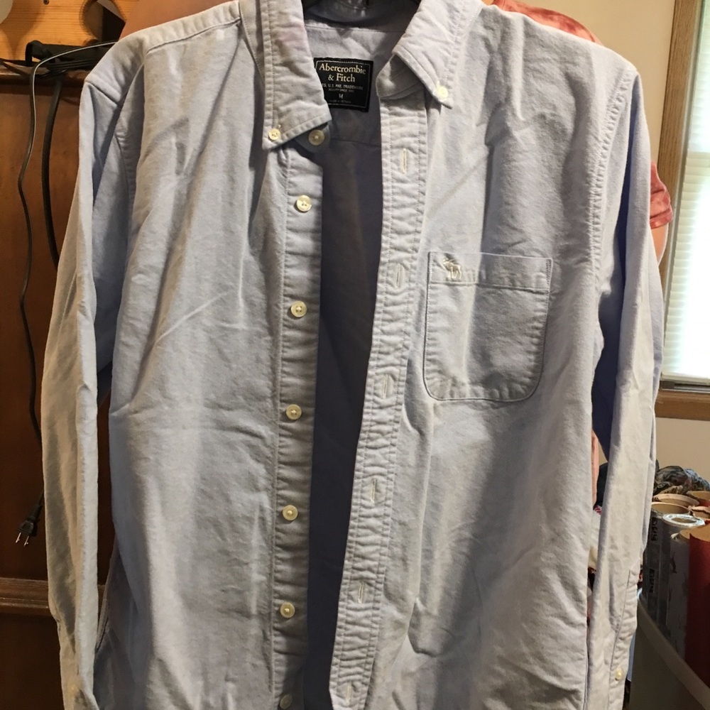 Young men’s button down